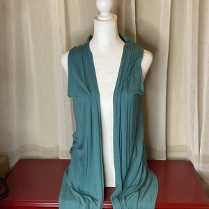 Zenana Outfitters Teal Sleeveless Cardigan
